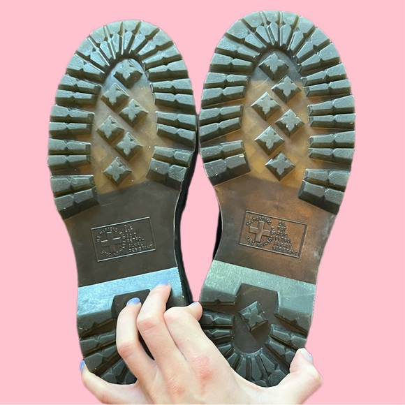 Dr. Martens 2976 smooth leather platform Chelsea boots HP <3 - Picture 4 of 4